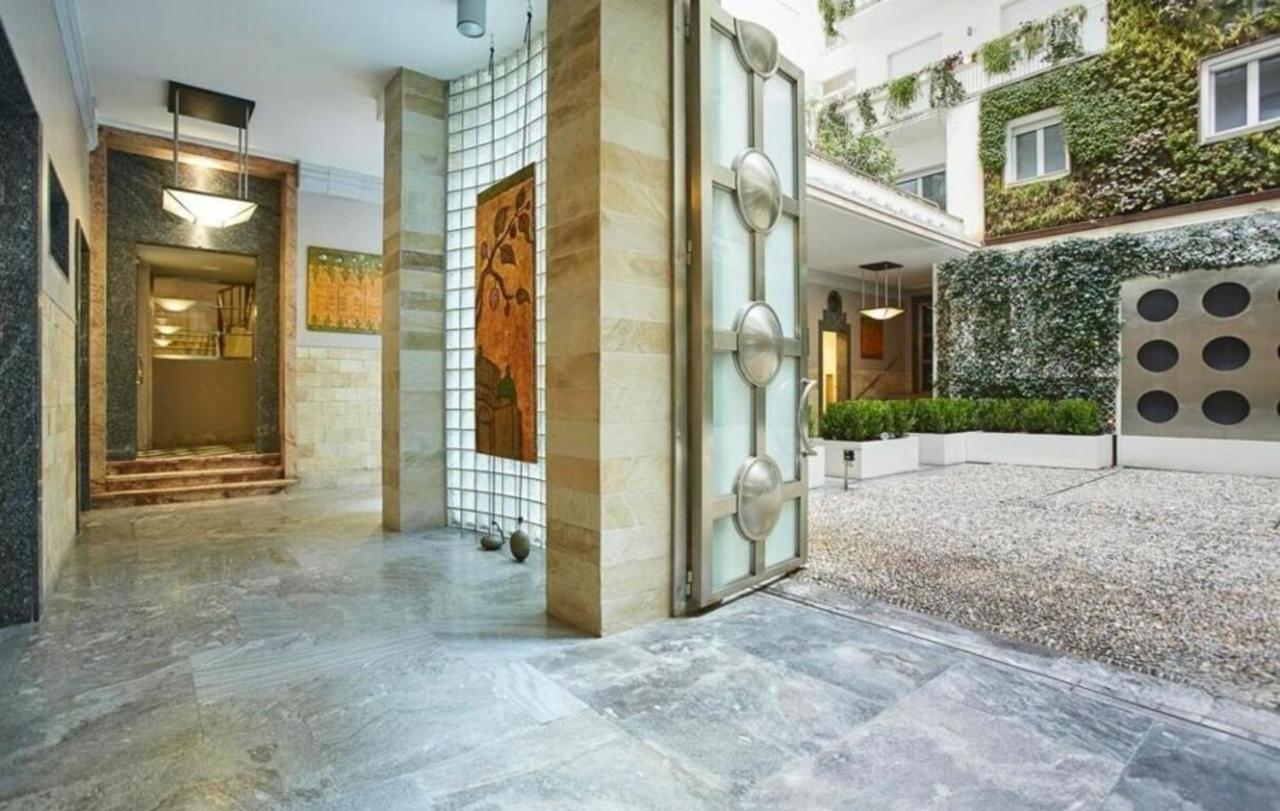 Palazzo Beltrade By Halldis Milano Exterior foto