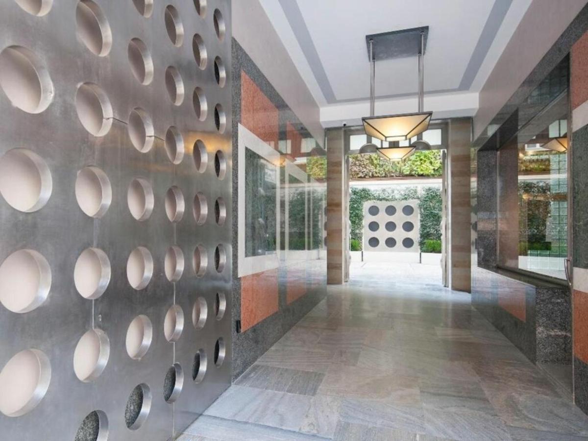 Palazzo Beltrade By Halldis Milano Exterior foto